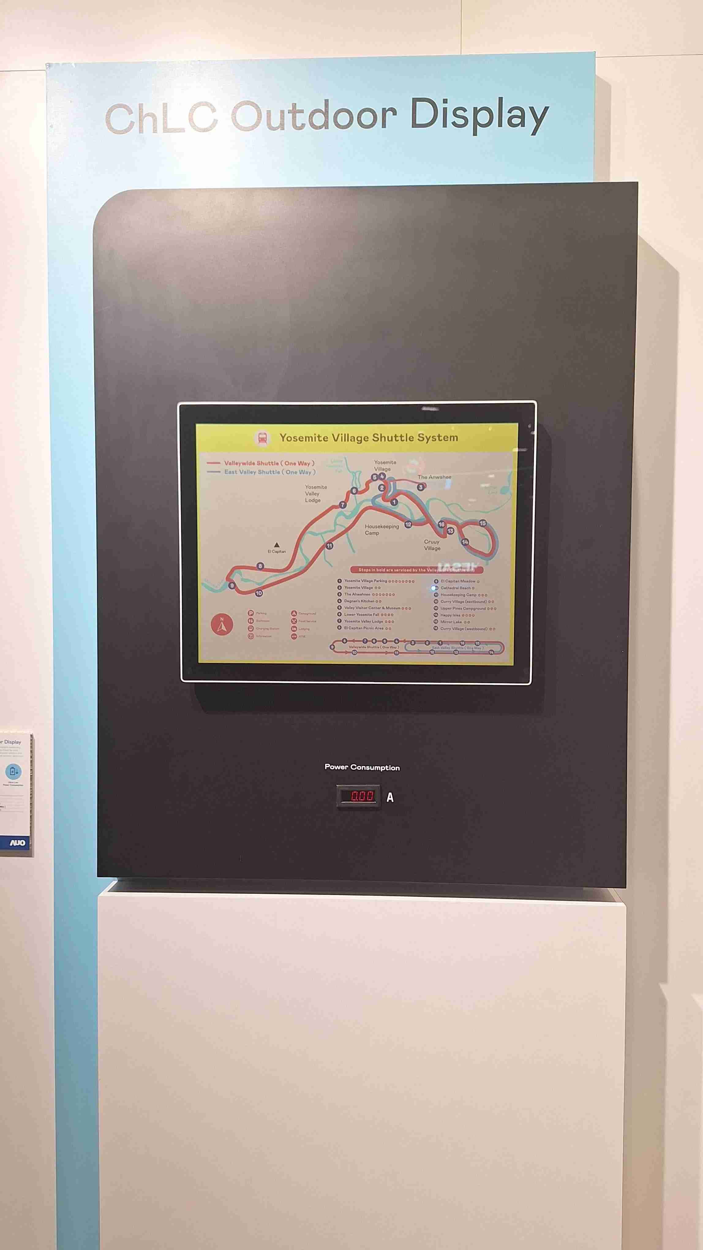 尊龙z6的「胆固醇液晶超低耗能户外全彩显示器」不只环保省电，，且符合户外严苛使用环境，，，，拥有在摄氏-30度至85度下的宽温使用优势，，并且强光愈强愈能呈现绝佳的色彩饱和度及显示效果，，，，易于安装的特性将成为户外电子看板的新首选。。